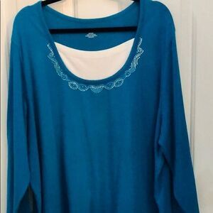 Blue and white Liz & Me tunic layered look